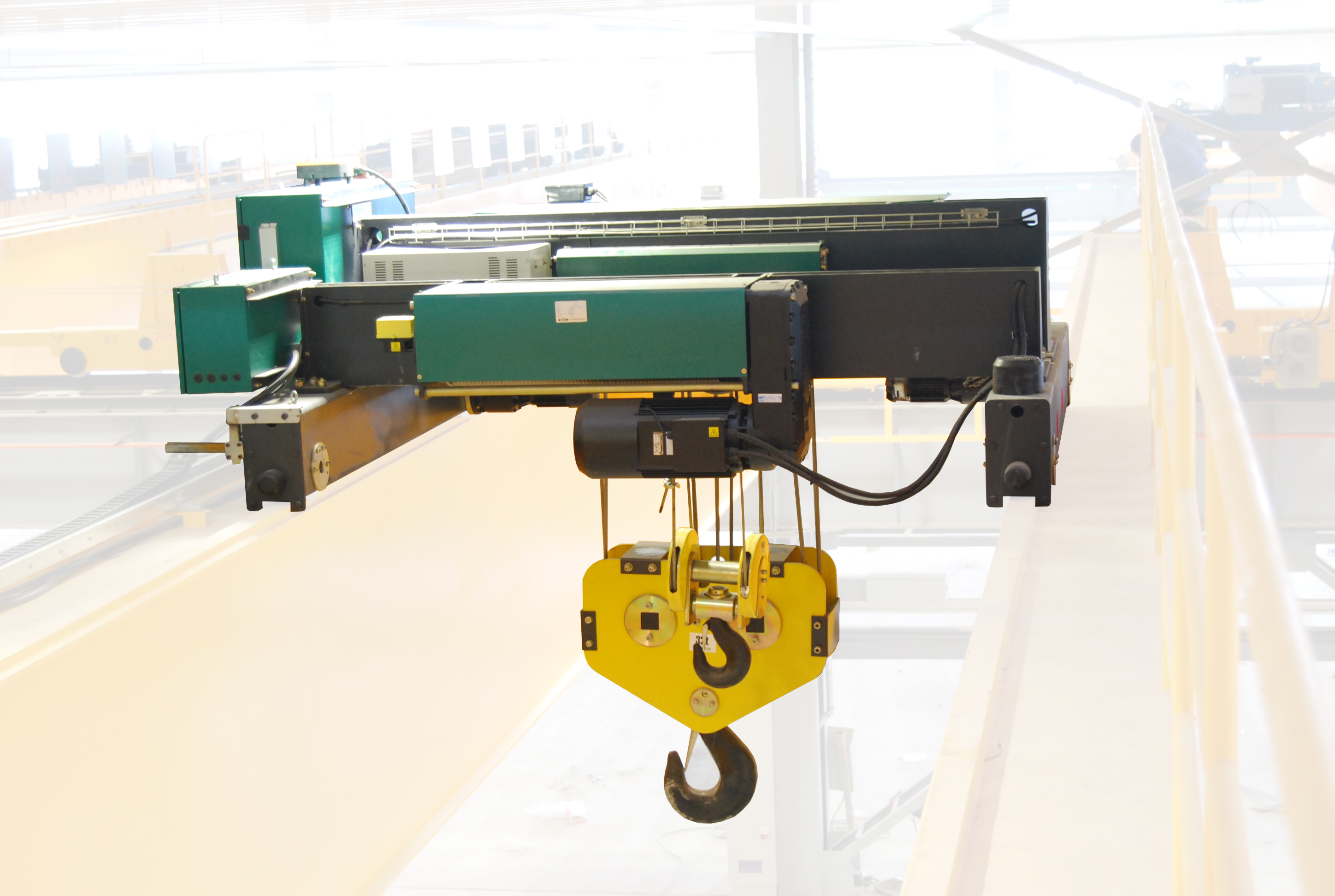 двигатель для подъема подъема